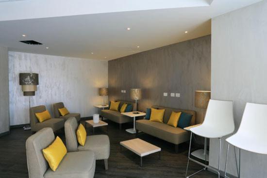 Turin Airport Hotel & Residence Сан-Франческо-аль-Кампо Экстерьер фото